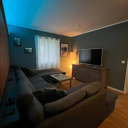 Stue, Soverom Og Bad *