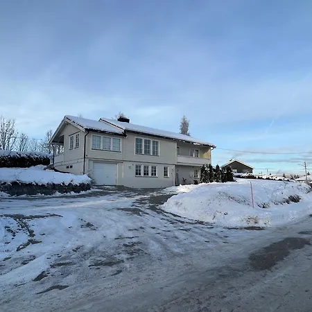 Stue, Soverom Og Bad Amot