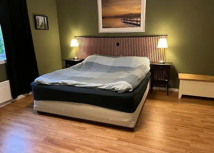 Stue, Soverom Og Bad Apartment Amot