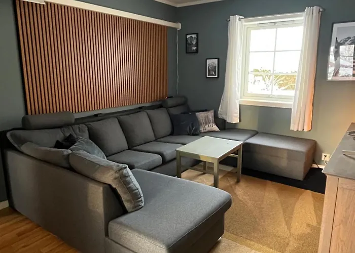 Apartment Stue, Soverom Og Bad *